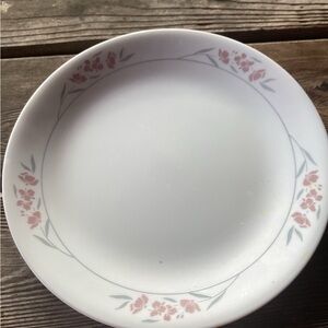 Corelle Silk Blossoms Vintage Dinner Ware - set of 7 in three sizes